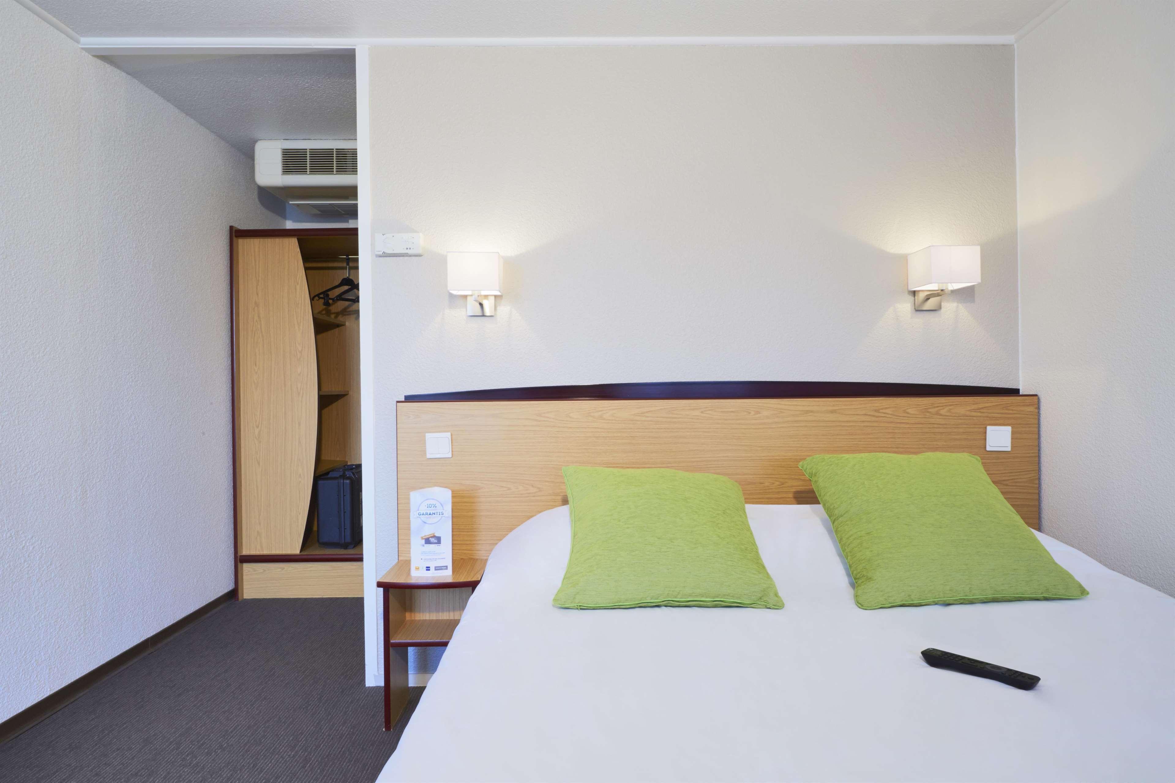 Campanile Lille - Lomme Hotell Exteriör bild